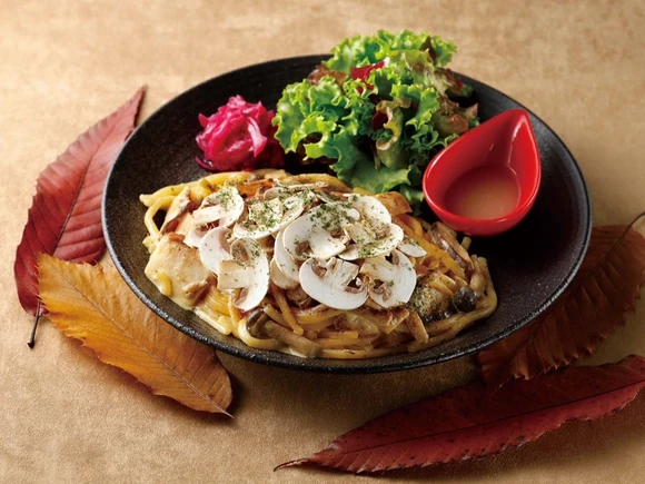 トリュフ香る きのこたっぷりクリームパスタ